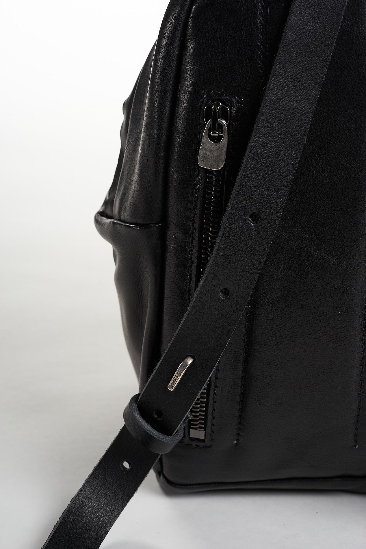 daniele basta leather and silver bags - DETAIL 2